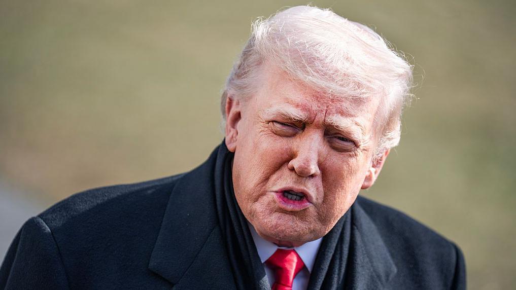 Trump says Minneapolis mayor is playing with fire over immigration comments