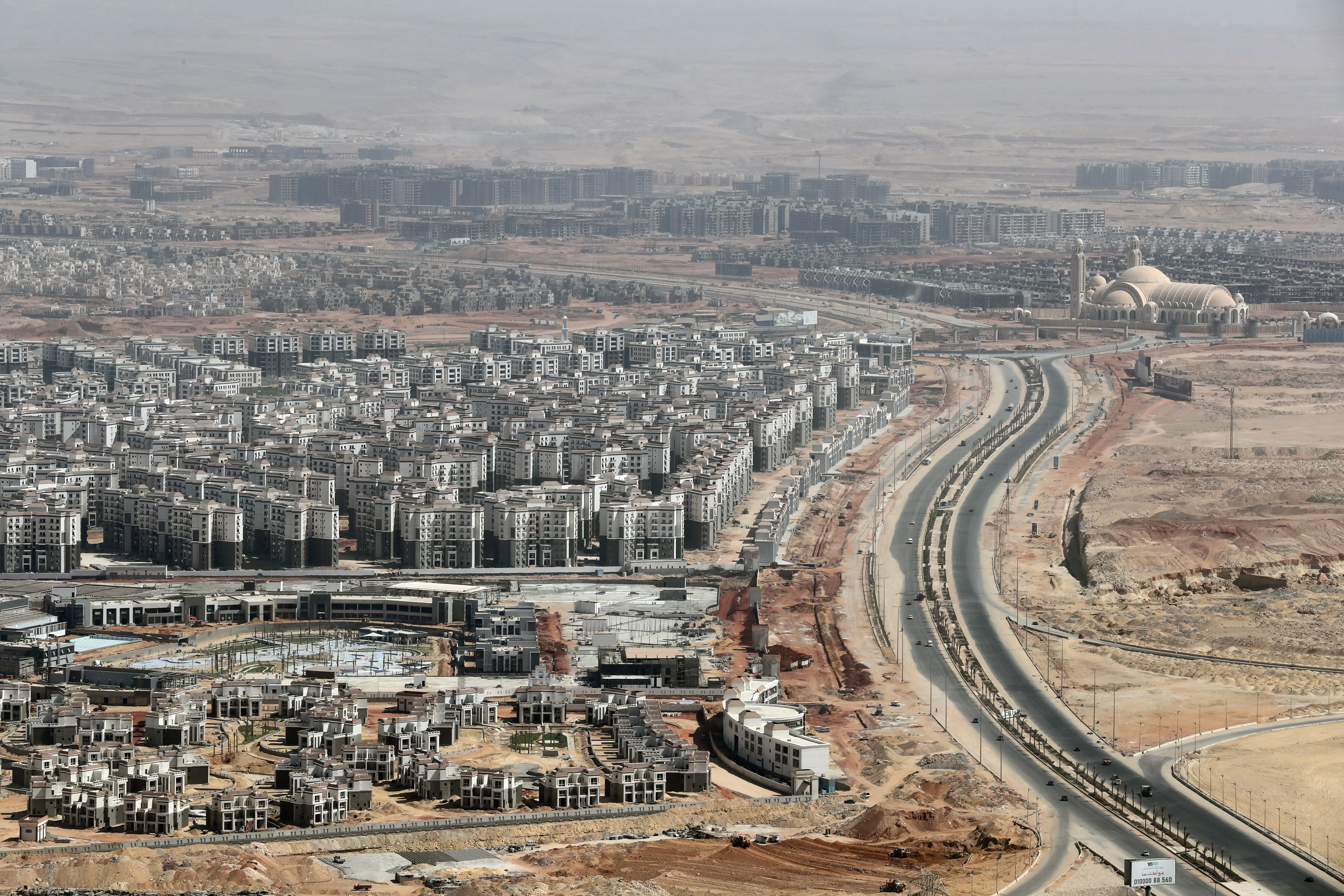 إنشاءات في العاصمة الإدارية الجديدة في مصر