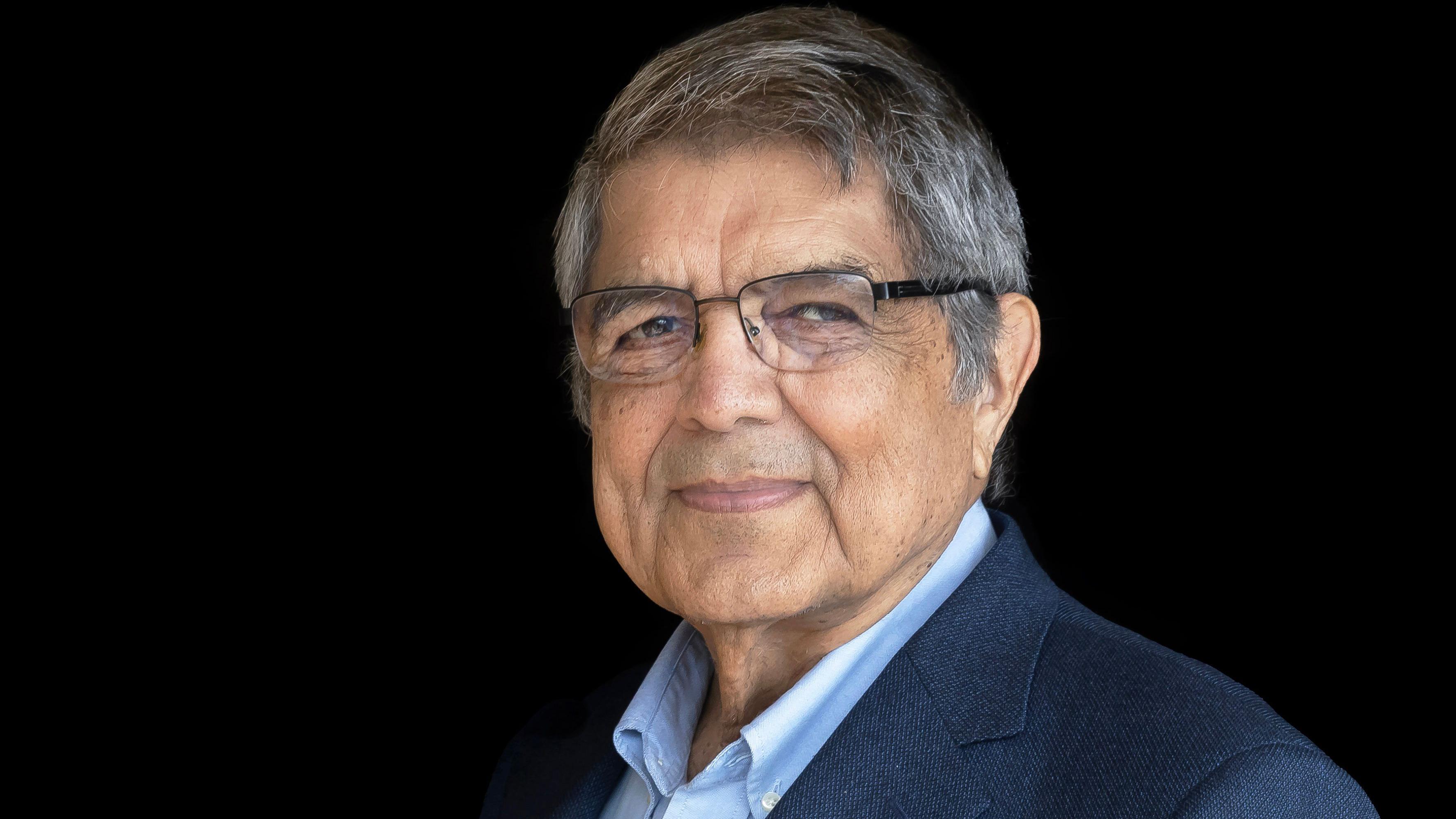 Retrato del escritor Sergio Ramírez