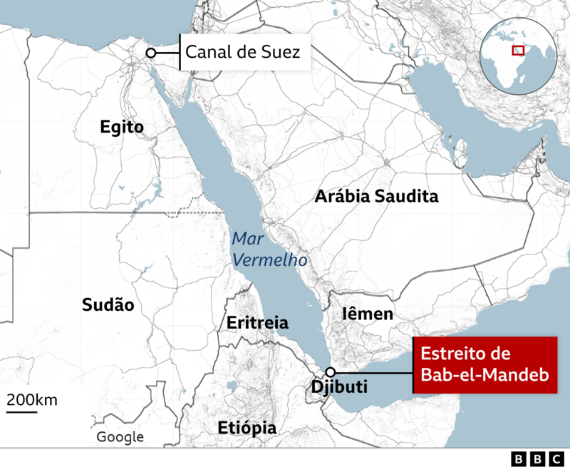Mapa mostra a localiza&ccedil;&atilde;o do Estreito de Bab al-Mandab, ao sul do Mar Vermelho, entre o Djibuti e o I&ecirc;men. Ao norte do Mar Vermelho, o mapa destaca ainda o Canal de Suez, localizado no nordeste do Egito.