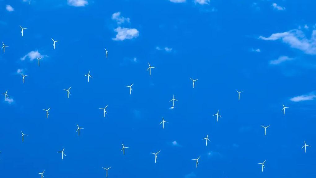 風力渦輪機產生的尾流效應可能會延伸超過100公里（62英里）。

