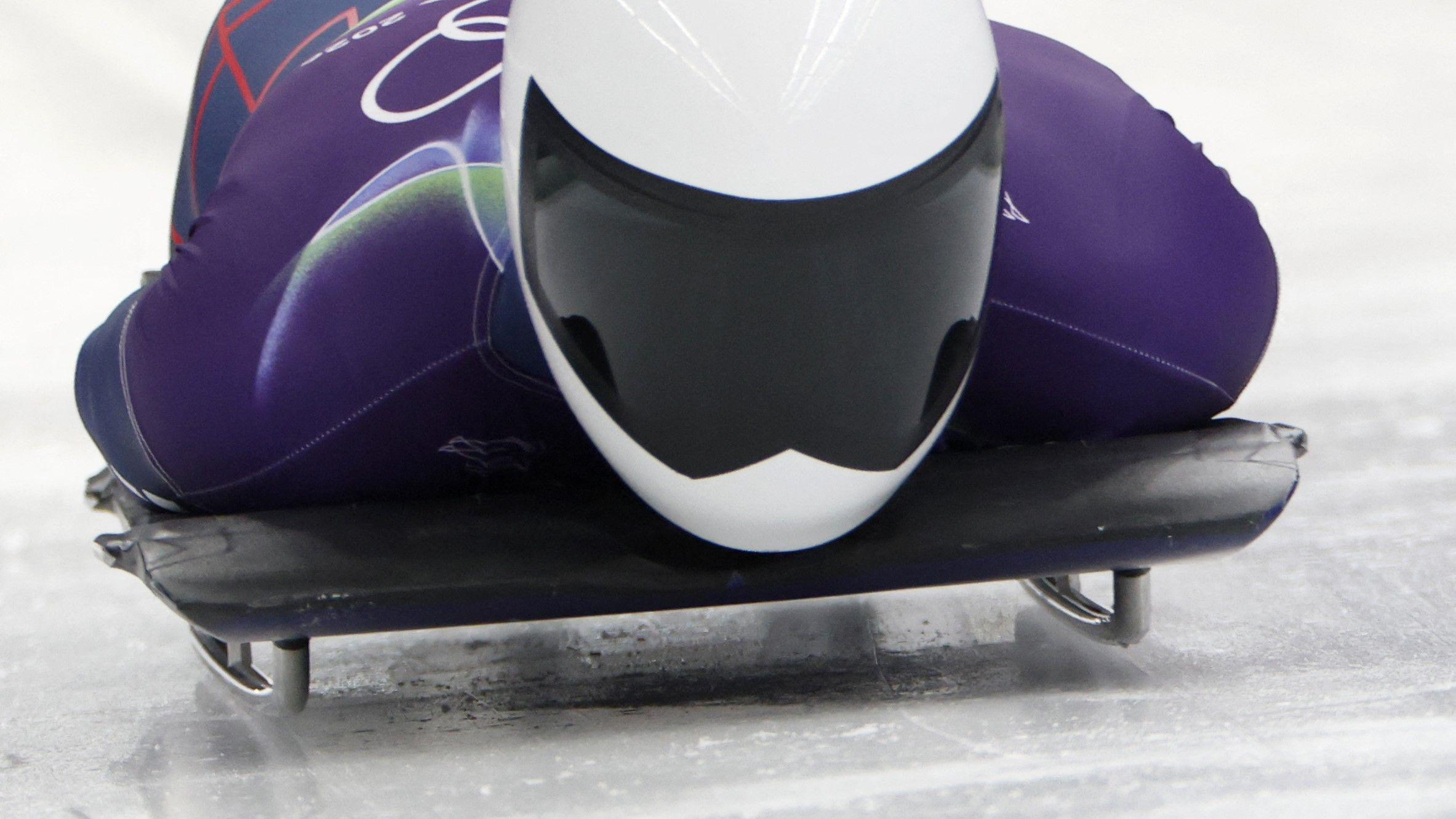 Winter Olympics: GBs Weston leads in skeleton - watch & follow