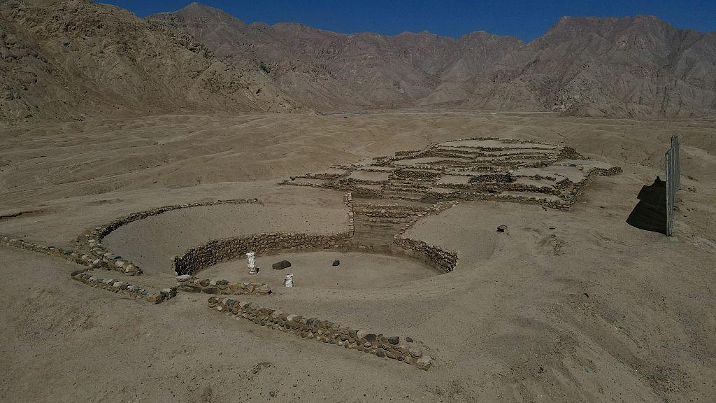 Plazas centrales se pueden ver en las excavaciones de Peñico.