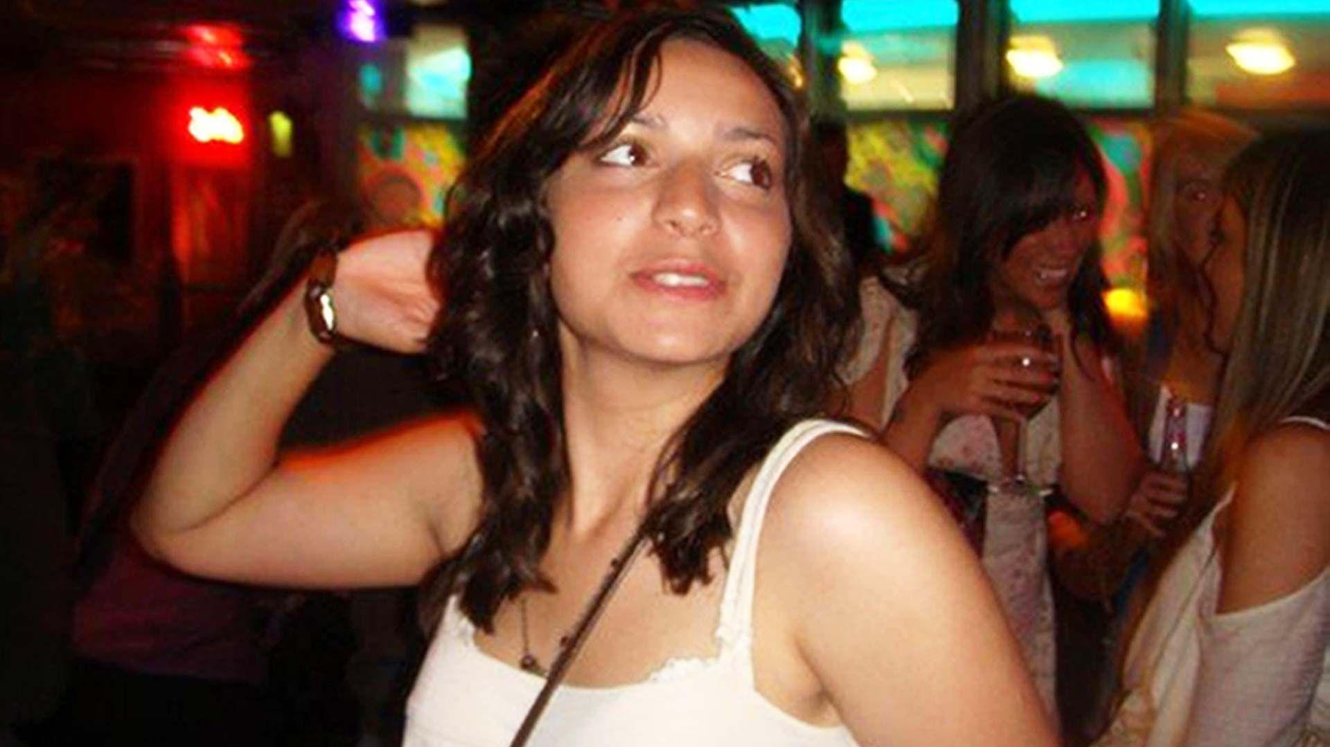 Meredith Kerchers sister criticises Amanda Knox comedy show