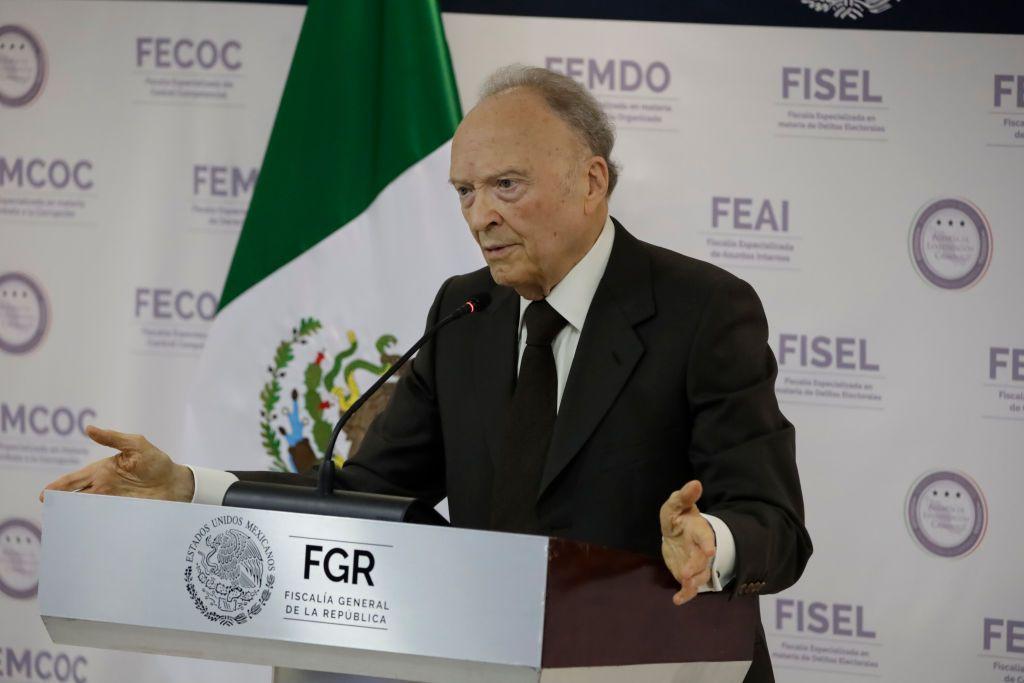 Retrato del fiscal general de México