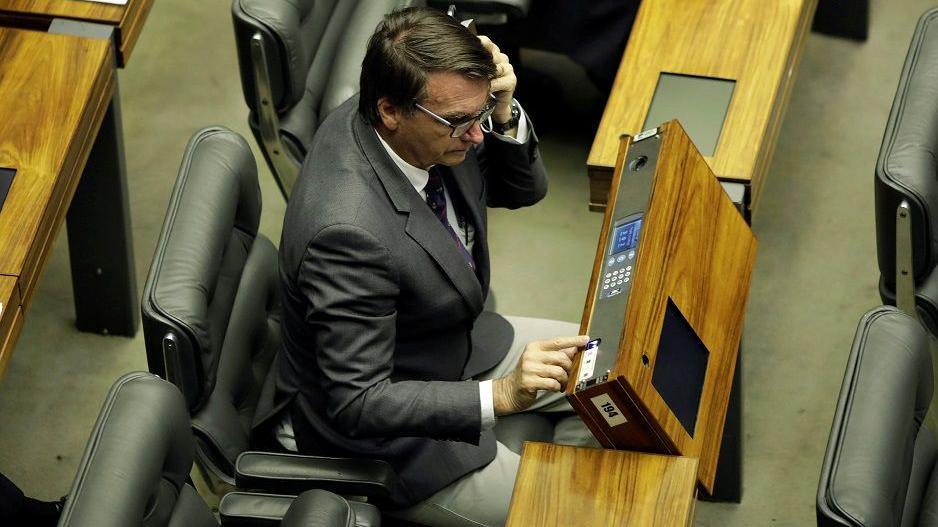Bolsonaro em sessão na Câmara dos Deputados em 2017