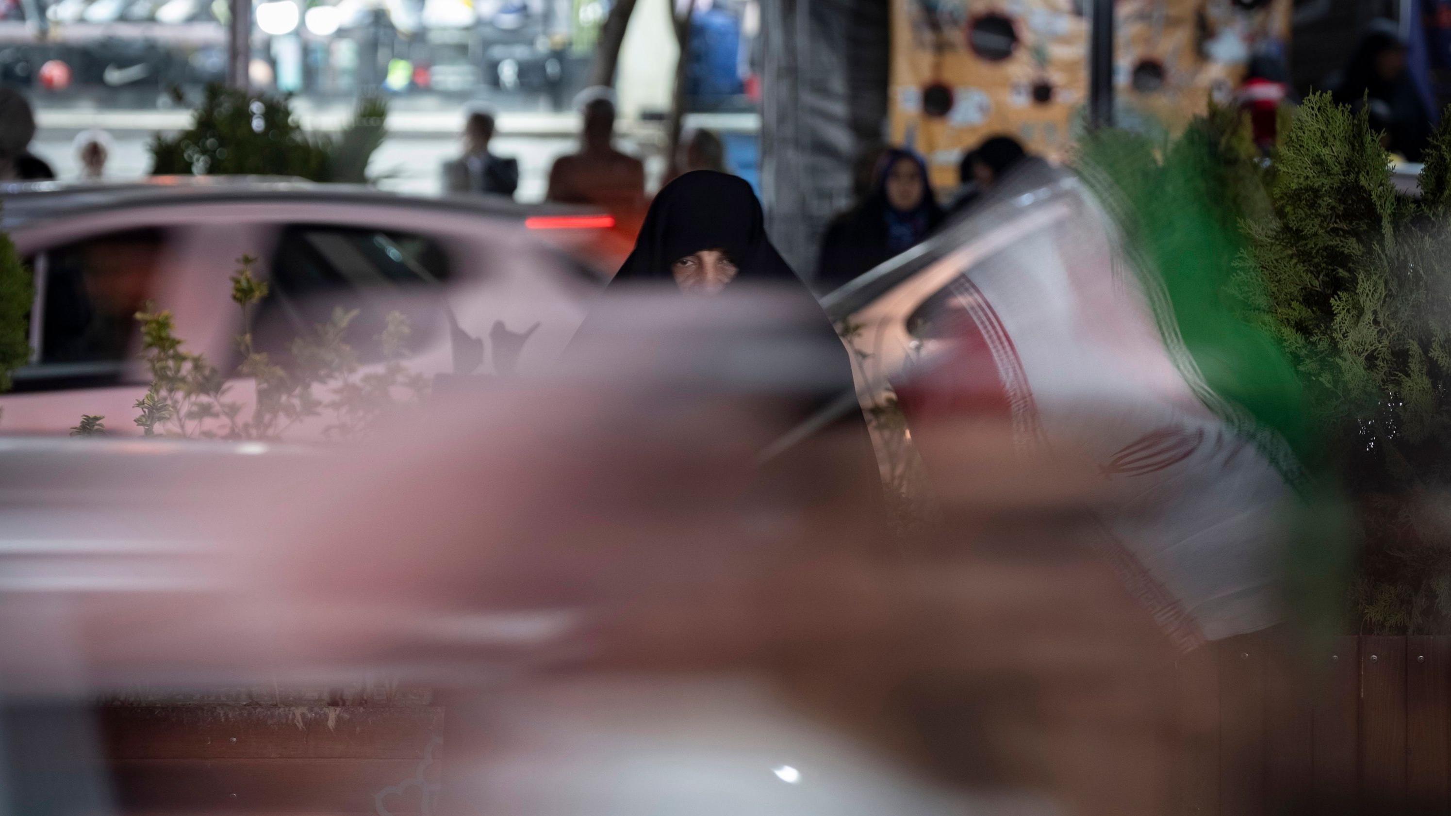 ماذا لو بقي مضيق هرمز مغلقاً؟ - مقال في بلومبيرغ 