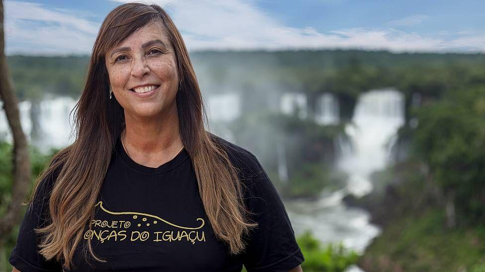 Yara Barros en el Parque Nacional Iguazú