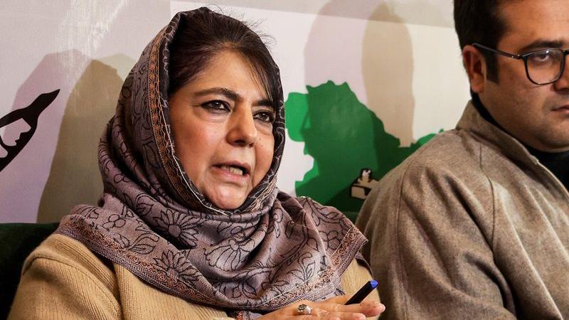 محبوبہ مفتی نے ڈوول کے بیان کو اشتعال انگیز قرار دیا ہے۔