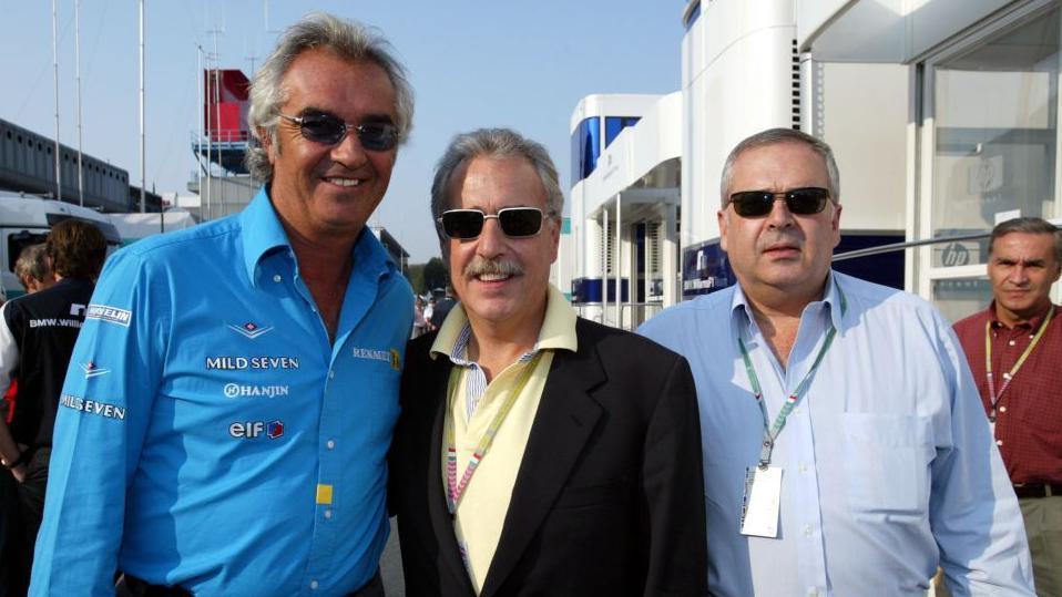 Pastrana, en el medio, en el Gran Premio de Italia, Monza, el 14 de septiembre de 2002.