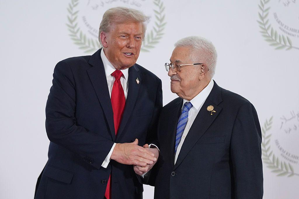 ما التفاصيل الشائكة التي قد تحدد مصير غزة؟ 7 محمود عباس وترامب