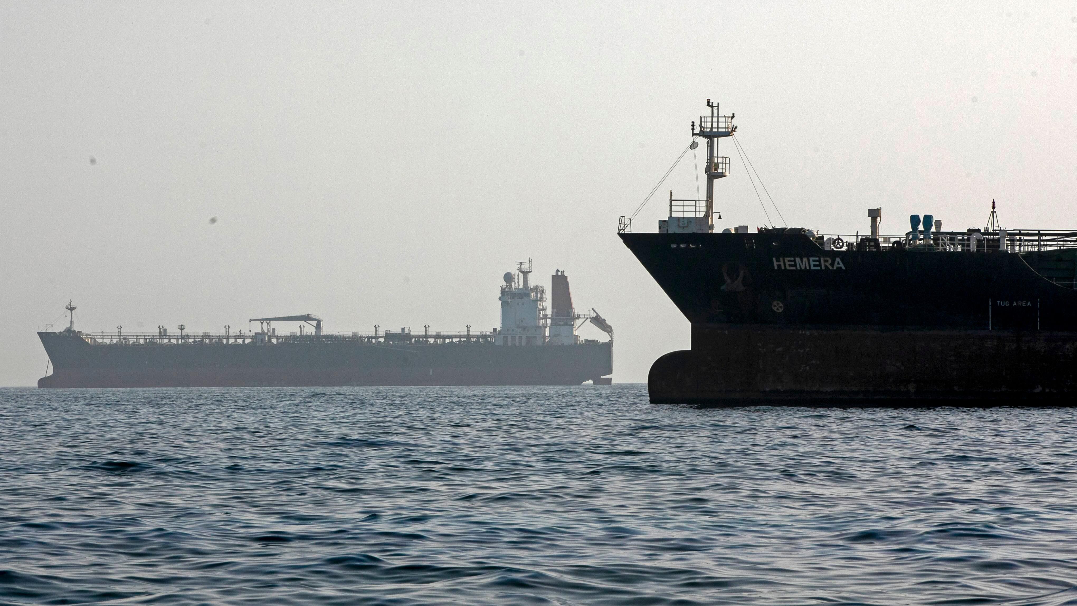 Iran and US report new wave of air strikes in Gulf
