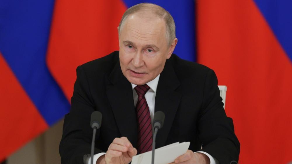 Putin calls for 'direct talks' with Ukraine as European leaders demand ceasefire