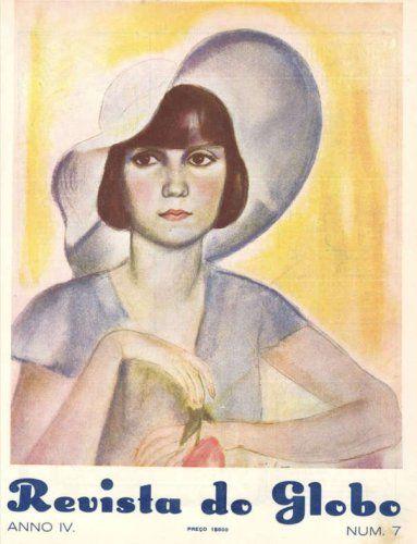 A imagem mostra a capa da Revista do Globo, ilustrada com o retrato de uma mulher de cabelos curtos usando um vestido azul-claro e um grande chap&eacute;u de abas largas. Em estilo art&iacute;stico t&iacute;pico das d&eacute;cadas iniciais do s&eacute;culo XX, a personagem aparece sentada, com uma das m&atilde;os apoiada sobre o bra&ccedil;o, diante de um fundo em tons amarelados.