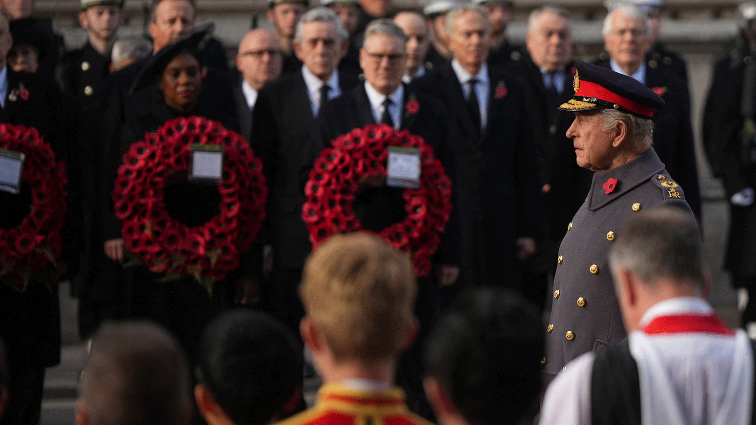 英國國王查爾斯三世出席在倫敦市中心懷特霍爾無名戰士紀念碑舉行的國殤日（Remembrance Sunday）儀式

