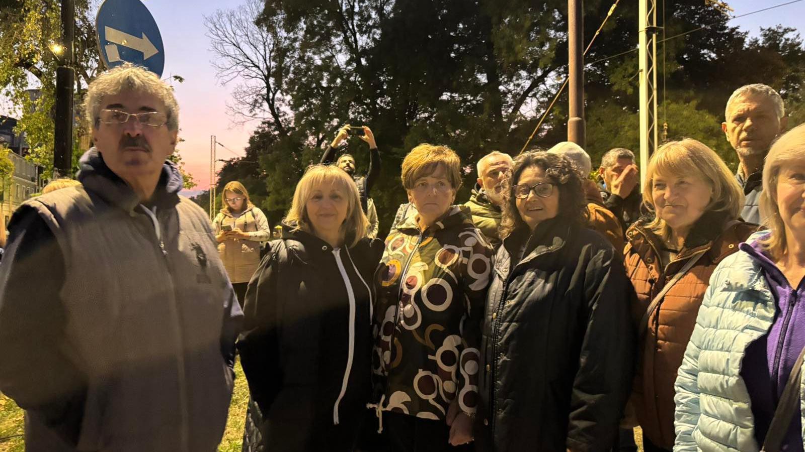 Nenad Vujović s prijateljima na protestu