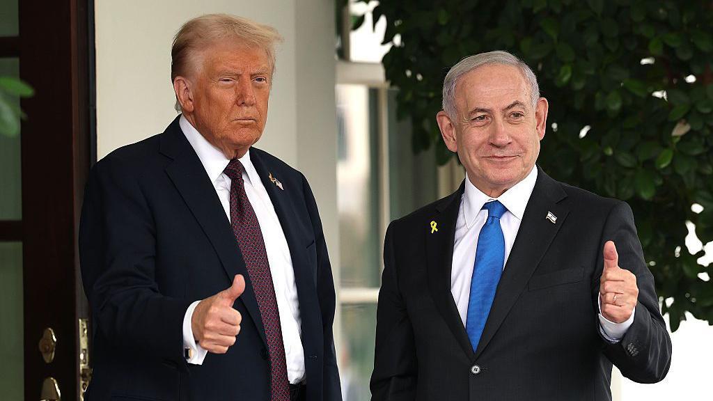 الرئيس الأمريكي دونالد ترامب ورئيس الوزراء الإسرائيلي بنيامين نتنياهو