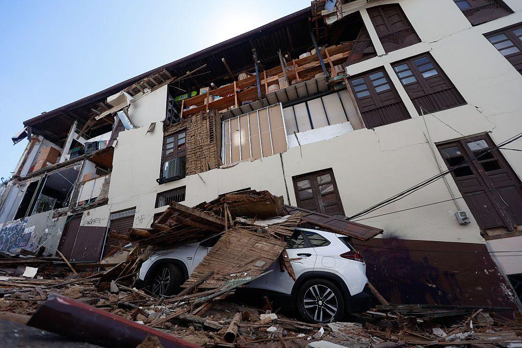Edificio afectado por el sismo en Manizales.