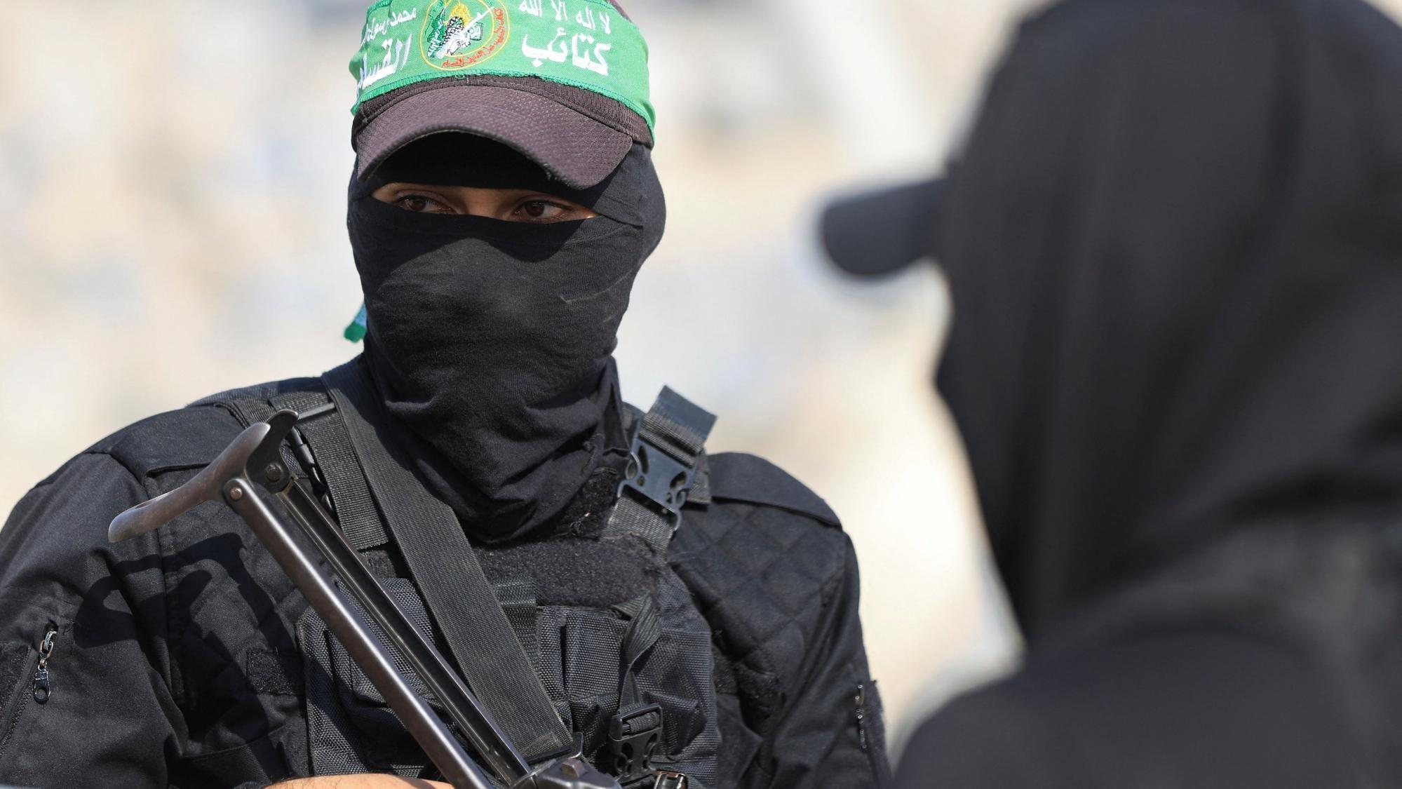Hamas can survive politically by giving up weapons and armed conflict, peace envoy says