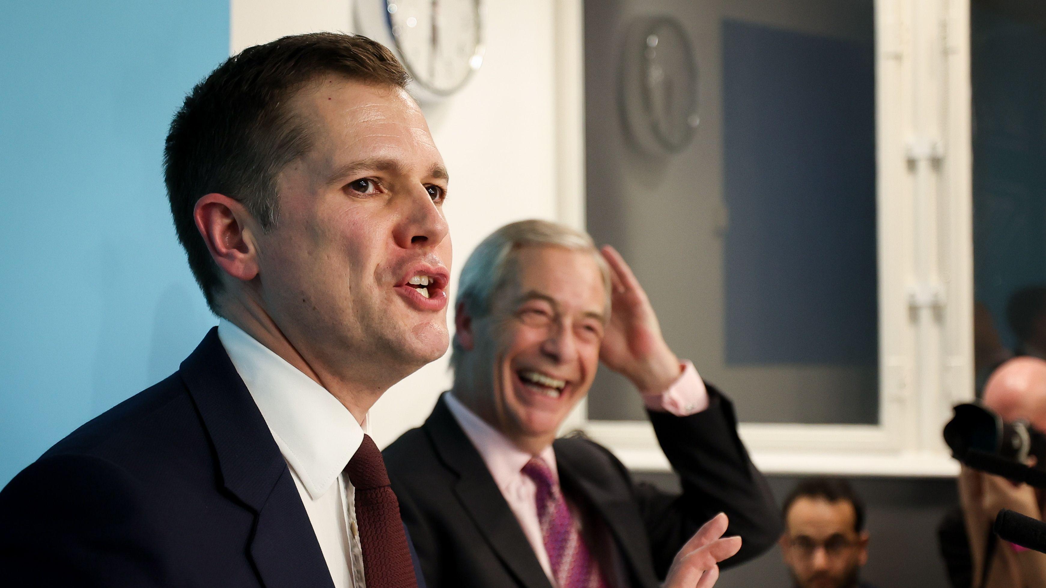 Jenrick defects to Reform UK after being sacked by Tories