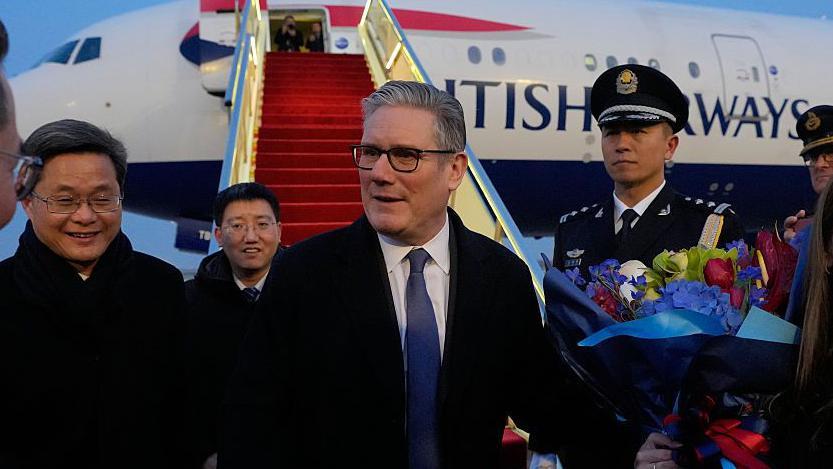 Starmer to meet Xi Jinping in Beijing as UK seeks to reset ties with China