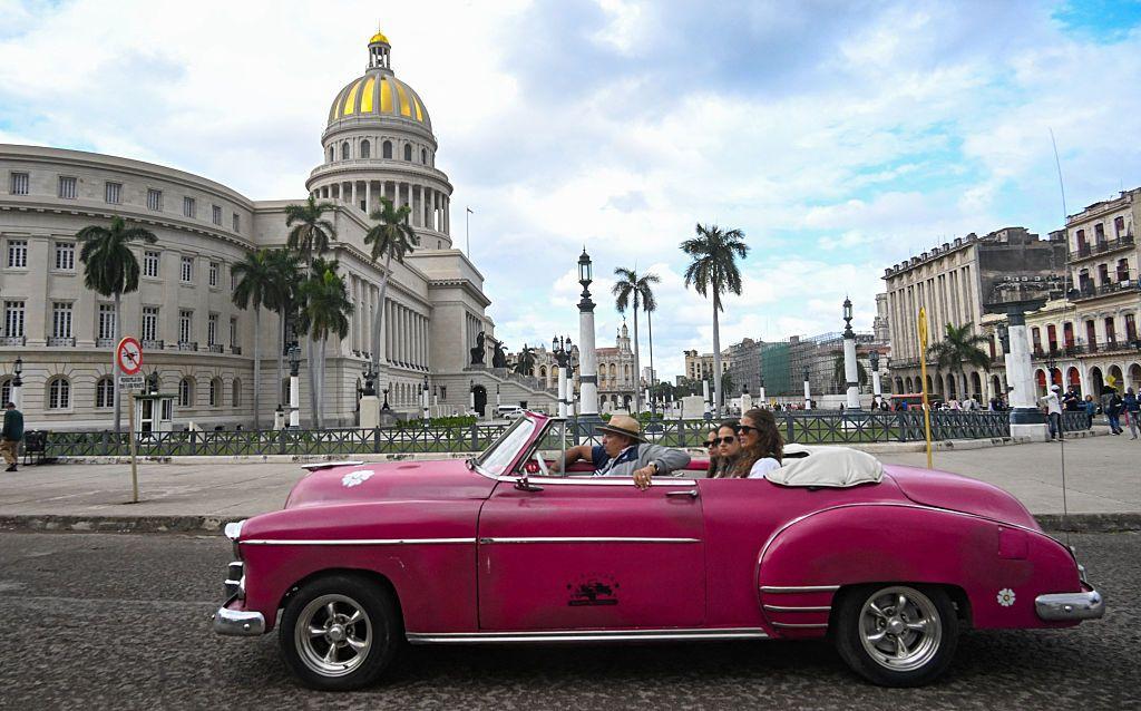 Turistas en el centro de La Habana.