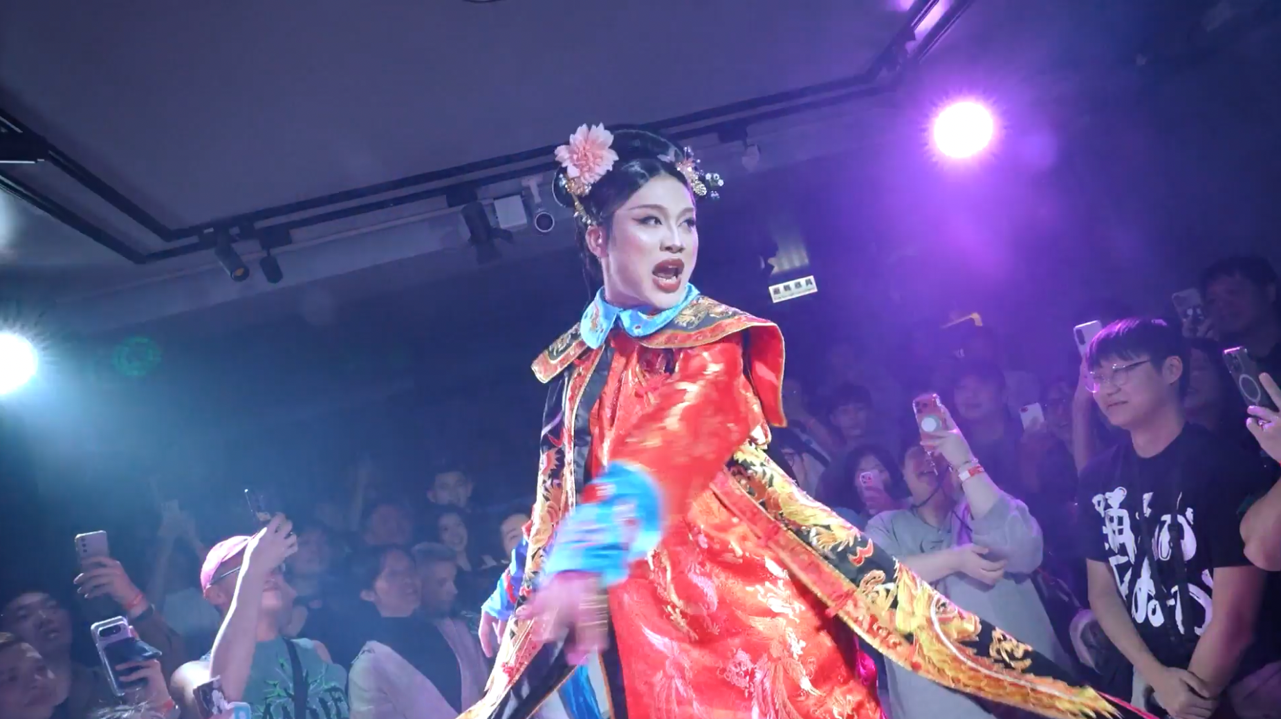 變裝皇后扮演甄嬛