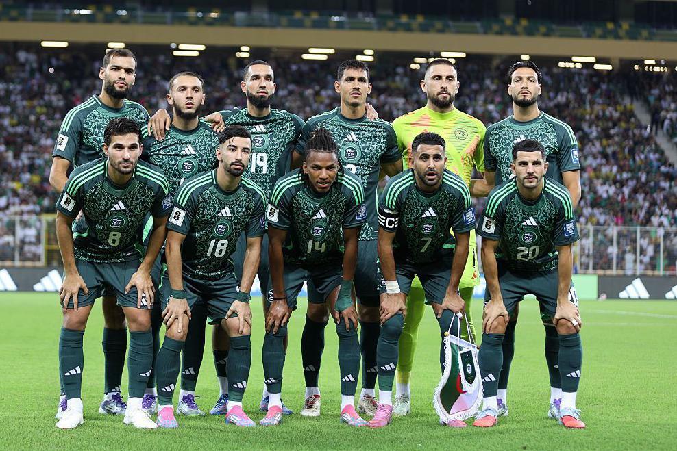 لاعبو المنتخب الجزائري