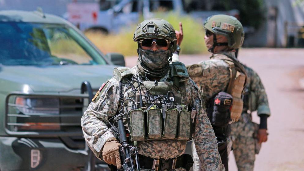Soldados mexicanos