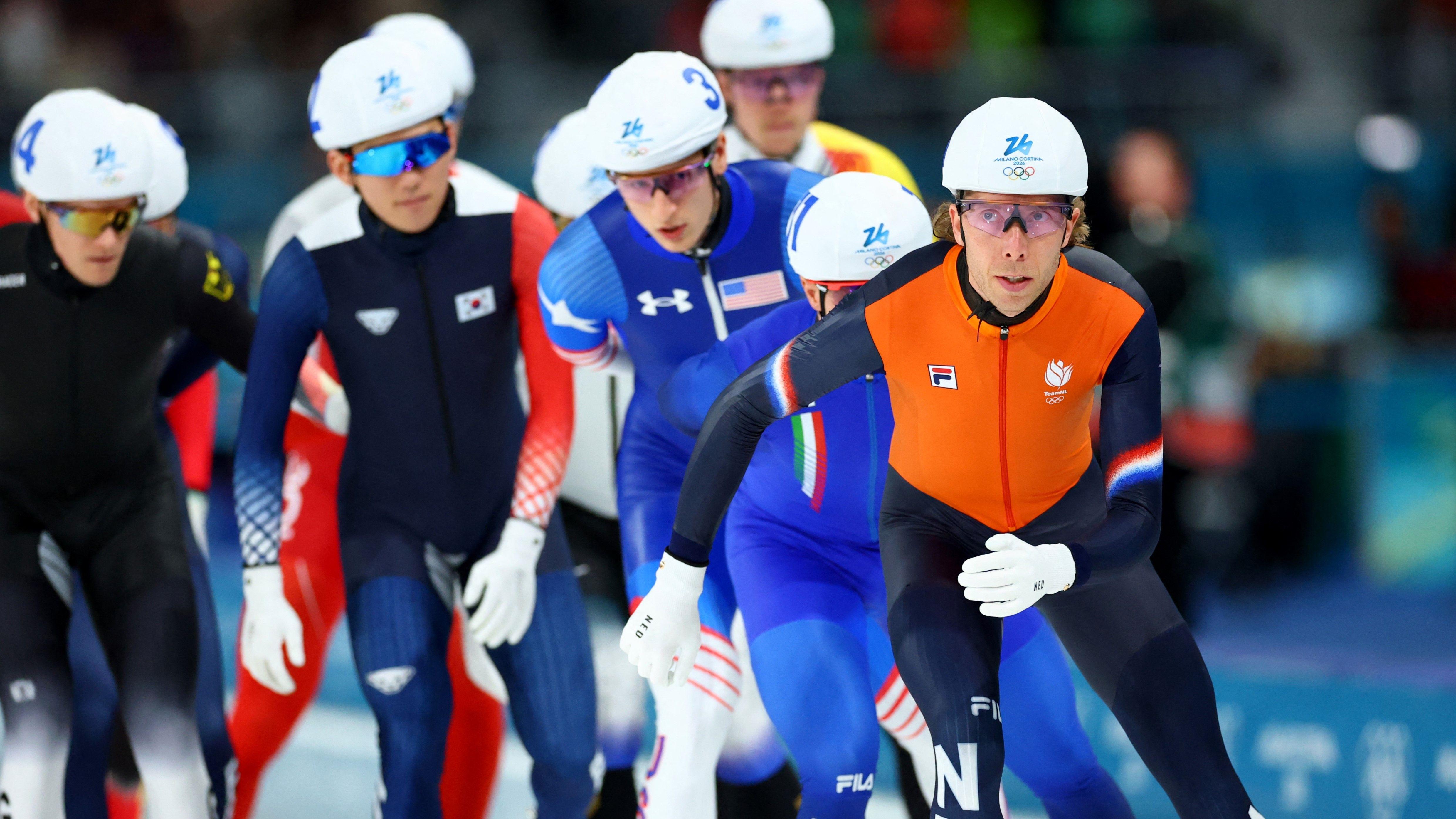 Winter Olympics: Speed skating semi-finals and curling bronze-medal match - watch & follow