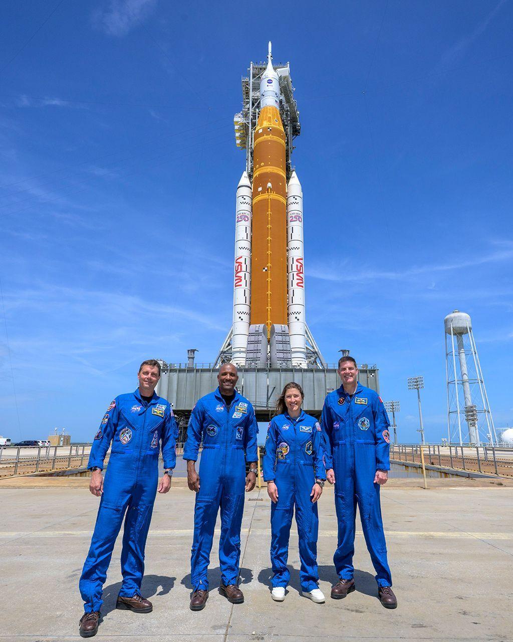 La tripulación de Artemis II  