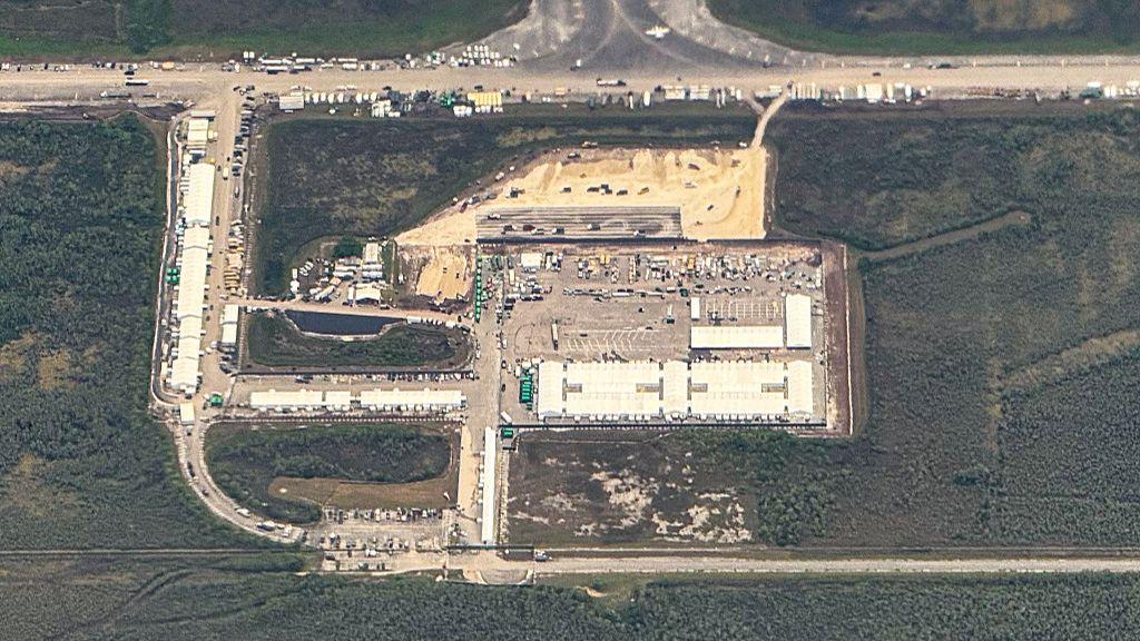 US judge orders shutdown of Trumps Alligator Alcatraz detention centre