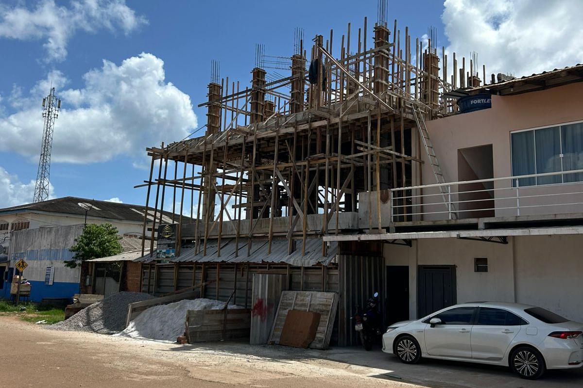 Novas constru&ccedil;&otilde;es se espalham tamb&eacute;m na &aacute;rea central da cidade