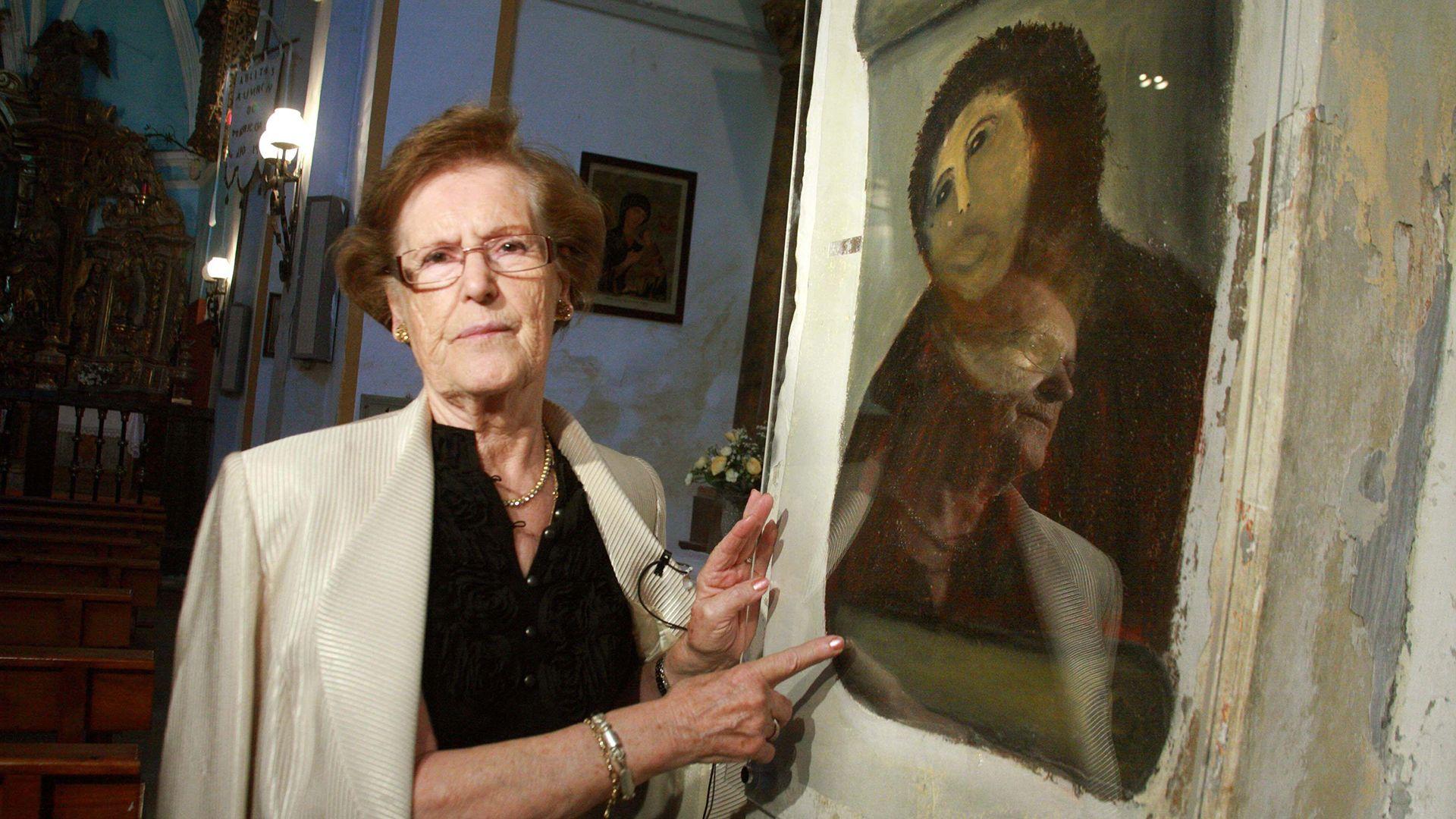 Spanish woman who found fame for botching fresco restoration dies