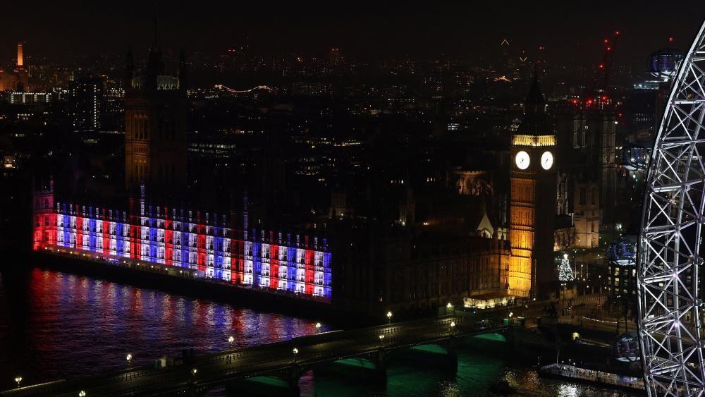 Watch live from London fireworks celebration as UK welcomes in 2026