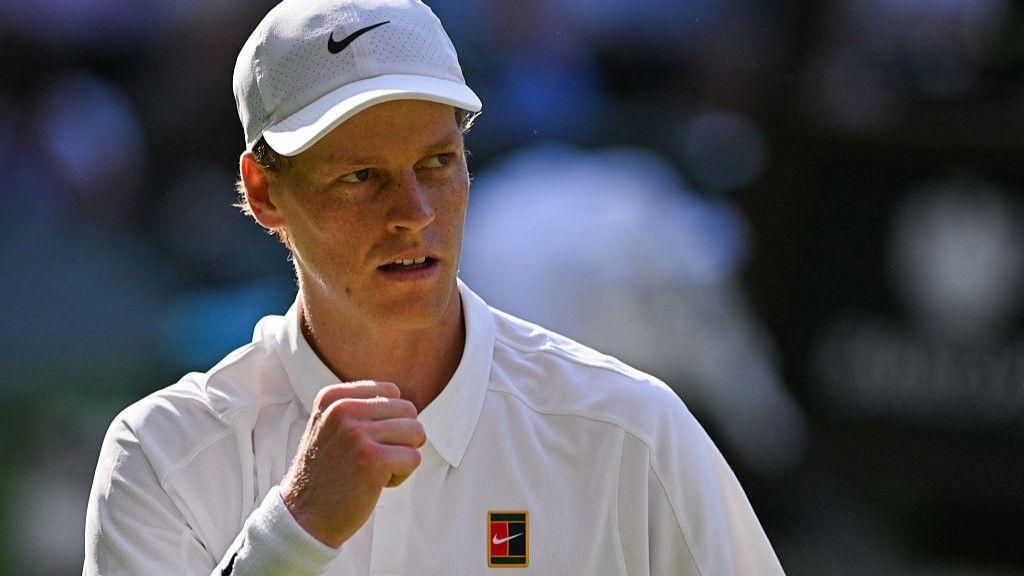 Wimbledon final: Sinner takes second set to level against Alcaraz