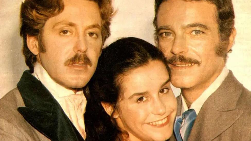 Edwin Luisi, Lucélia Santos y Rubens de Falco, el triángulo amoroso de la telenovela "La esclava Isaura".