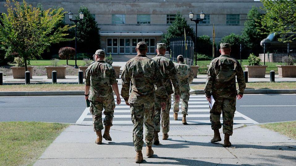 National Guard troops arrive in Washington DC on Trumps orders