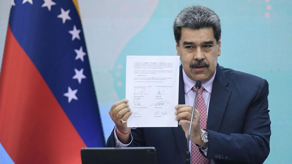 Nicolás Maduro durante una conferencia de prensa en el Palacio de Miraflores, en Caracas, Venezuela, el miércoles 30 de noviembre de 2022. Maduro ofreció una conferencia de prensa tras la reanudación de la concesión a Chevron de la licencia para producir petróleo en el país.