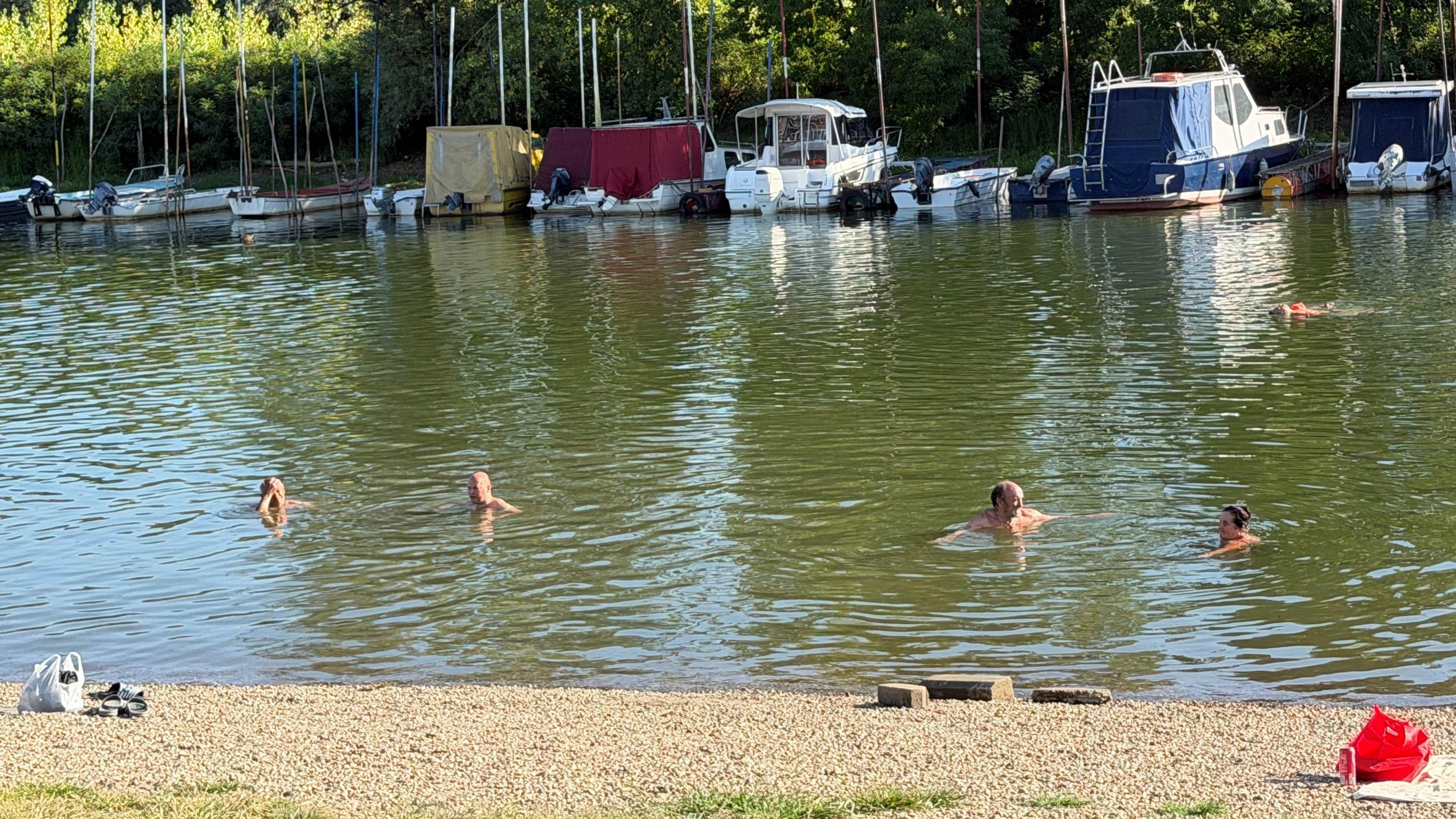 Kupanje u reci
