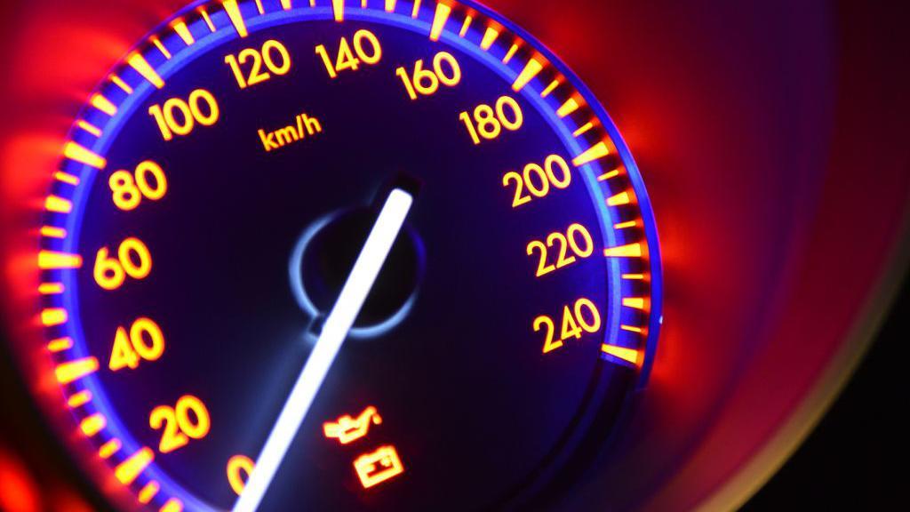 Velocímetro de un auto