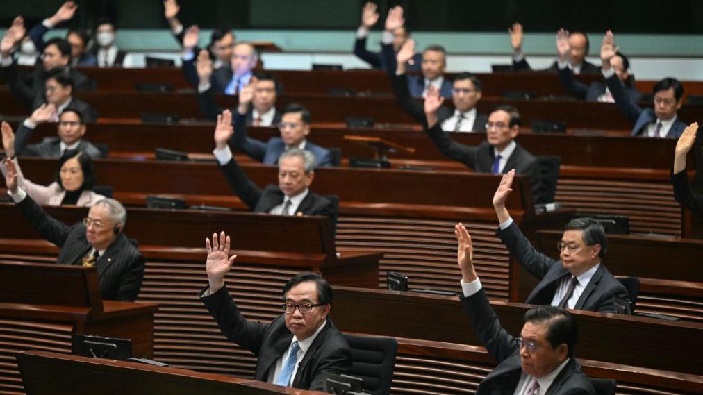 2024年3月19日，香港立法會議員全票通過《維護國家安全條例》。