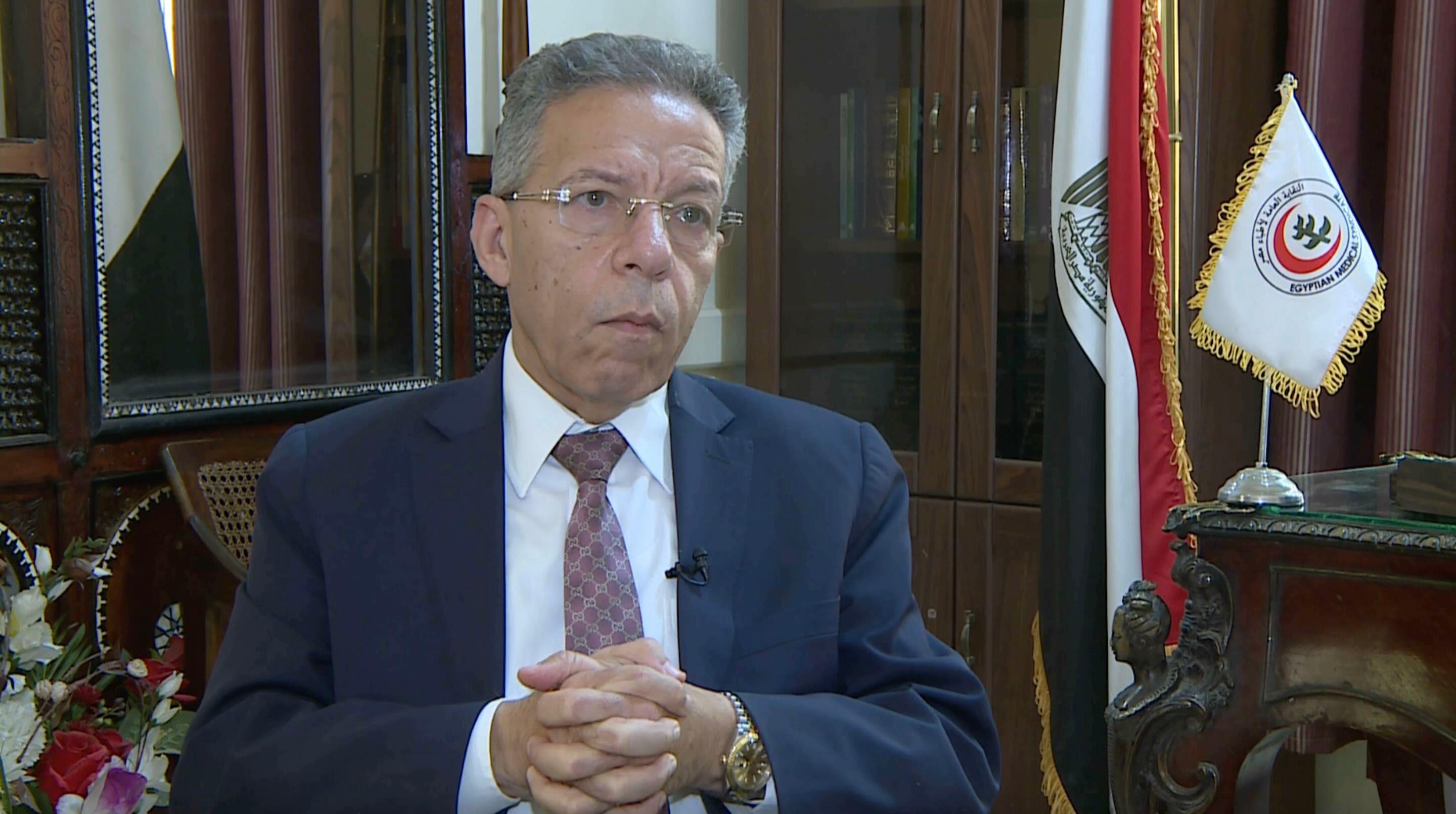 نقيب الأطباء المصريين أسامة عبد الحي