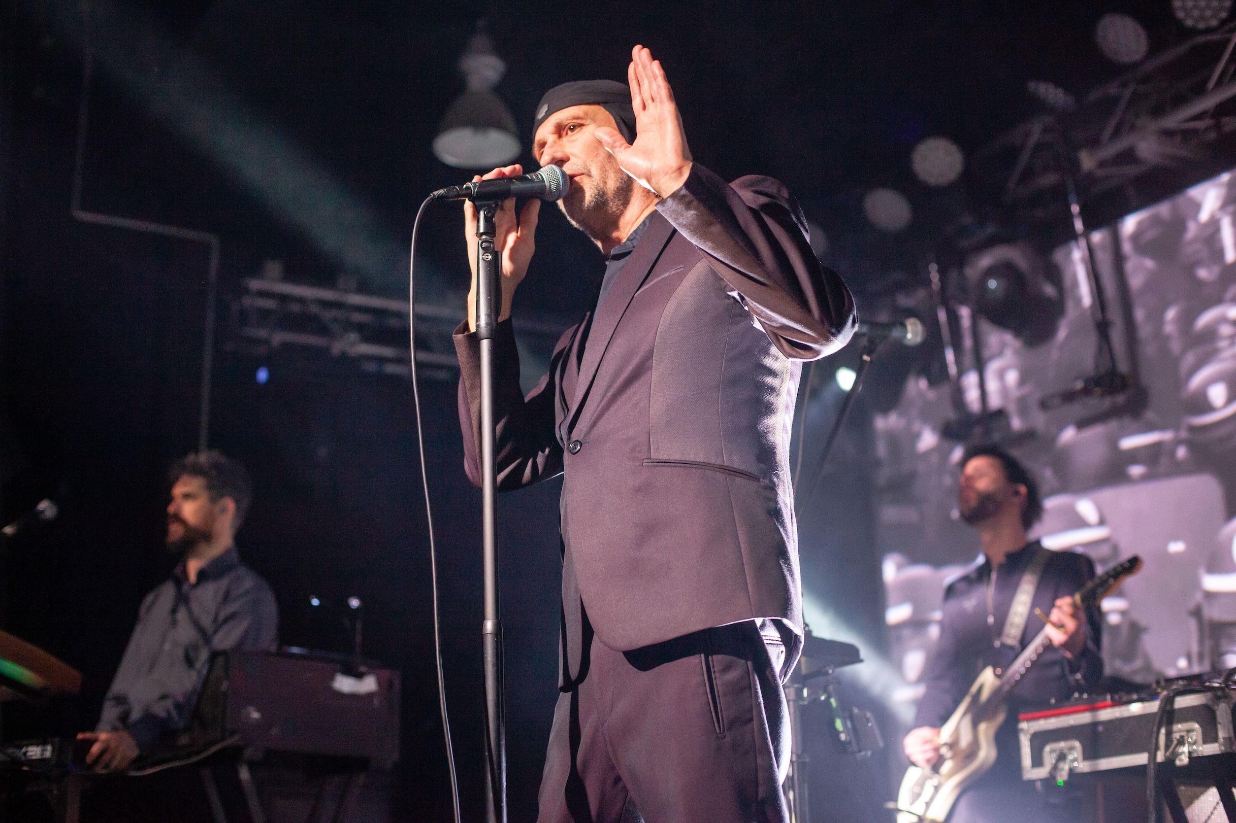 Lajbah je poslednji put nastupao u Beogradu 8. i 9. marta, na dva uzastopna koncerta u Domu omladine