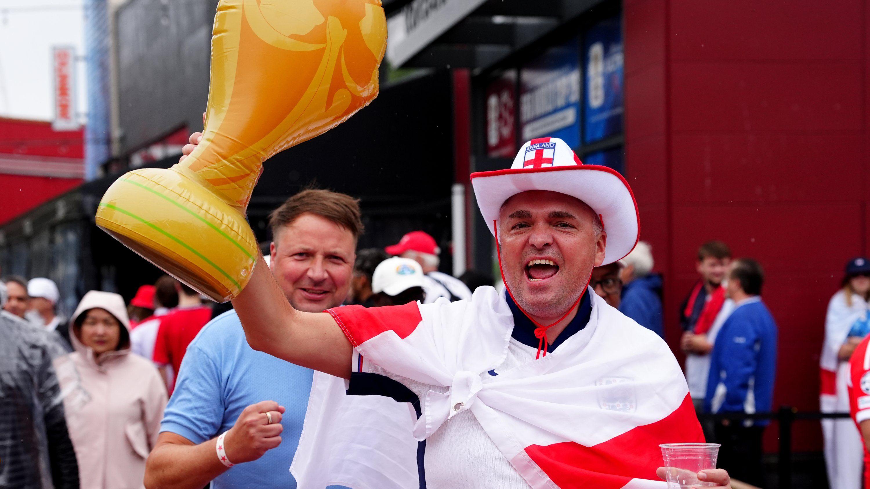 Spence and Guehi expected to start as England face Ghana in second World Cup game