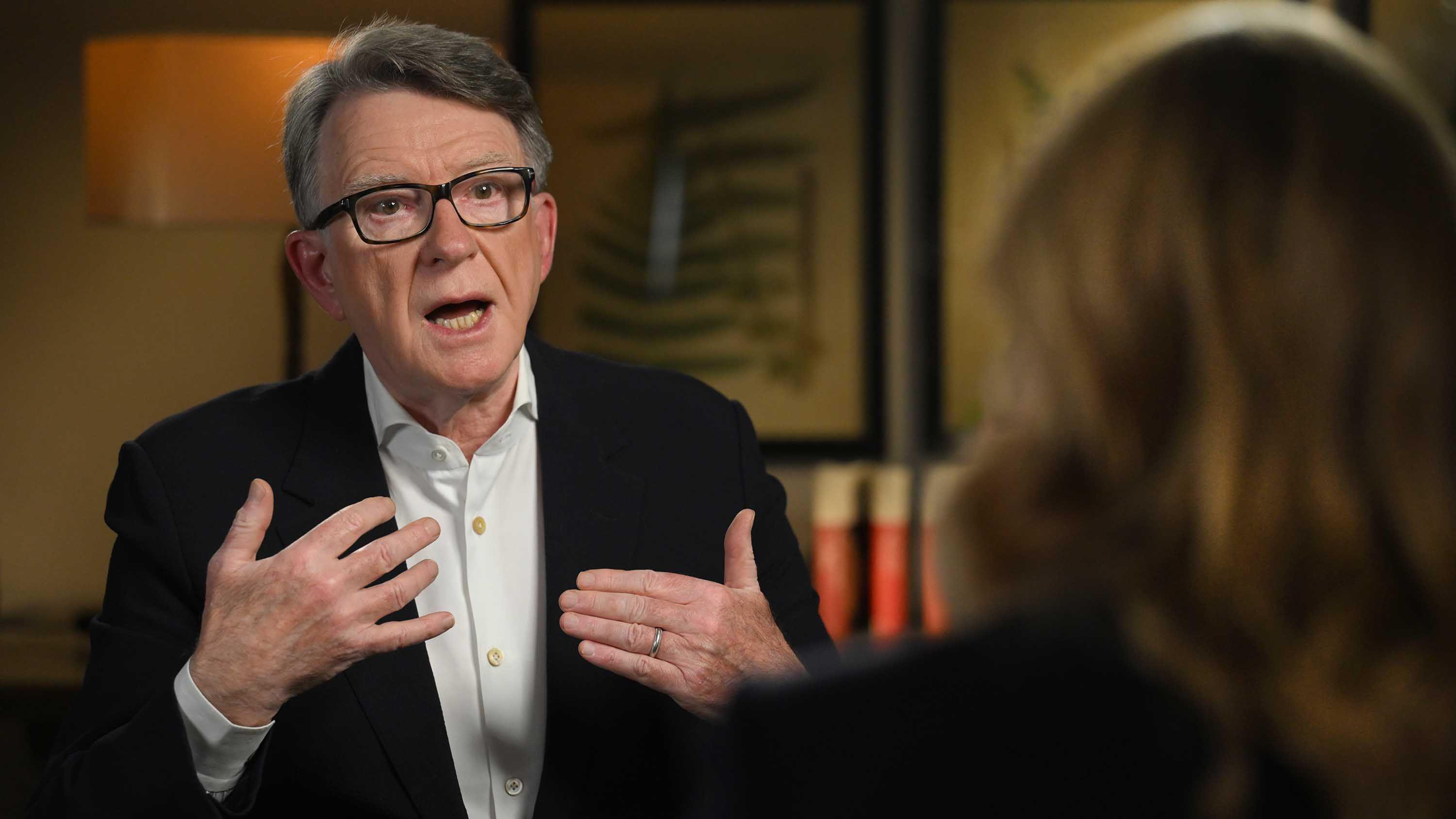 'Nikad nisam video devojke na Epstinovim posedima': smenjeni britanski ambasador za BBC 3 Lord Mandelson