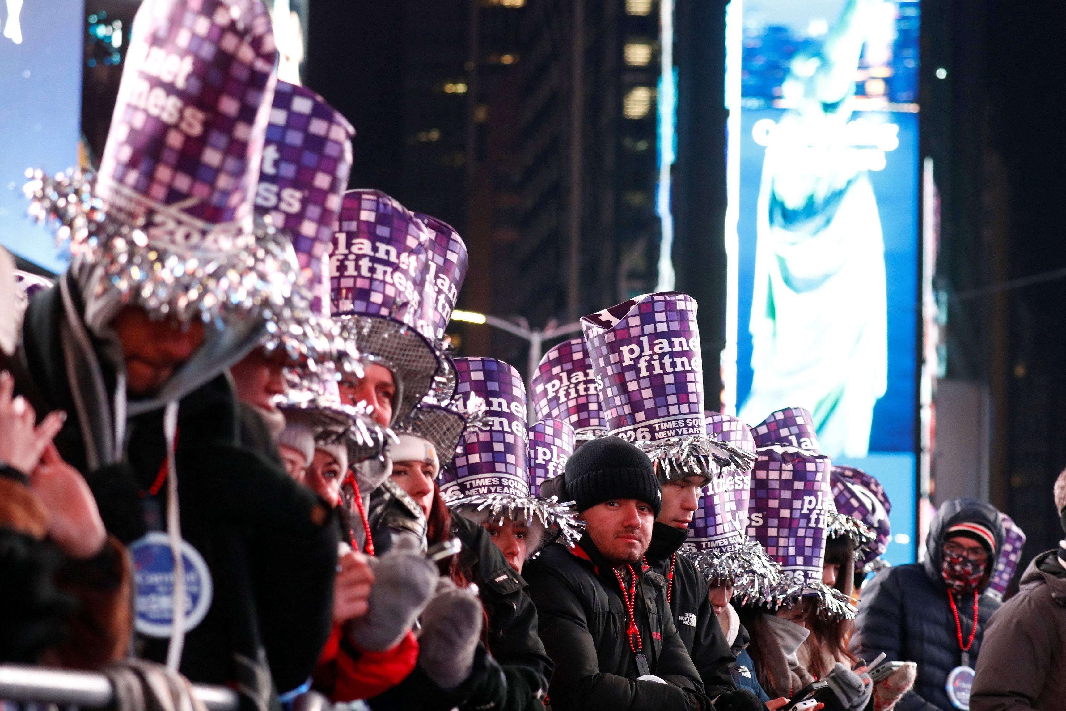 جانب من الاحتفالات بقدوم السنة الجديدة في ميدان التايمز في نيويورك