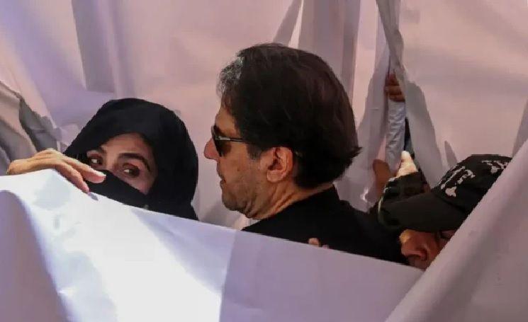 Imran Khan, Bushra Bibi