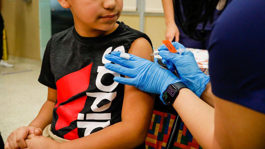 Florida aims to ban vaccine mandates for schoolchildren