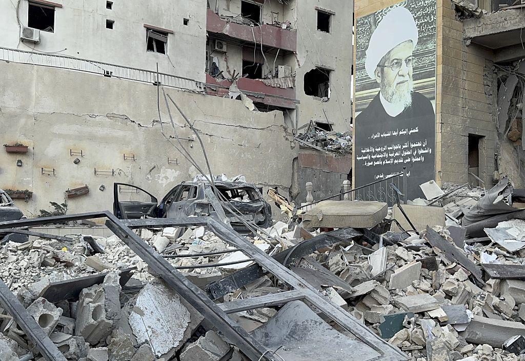 Edificio destruido por un ataque israelí este miércoles en la ciudad de Sidón, en el sur de Líbano.